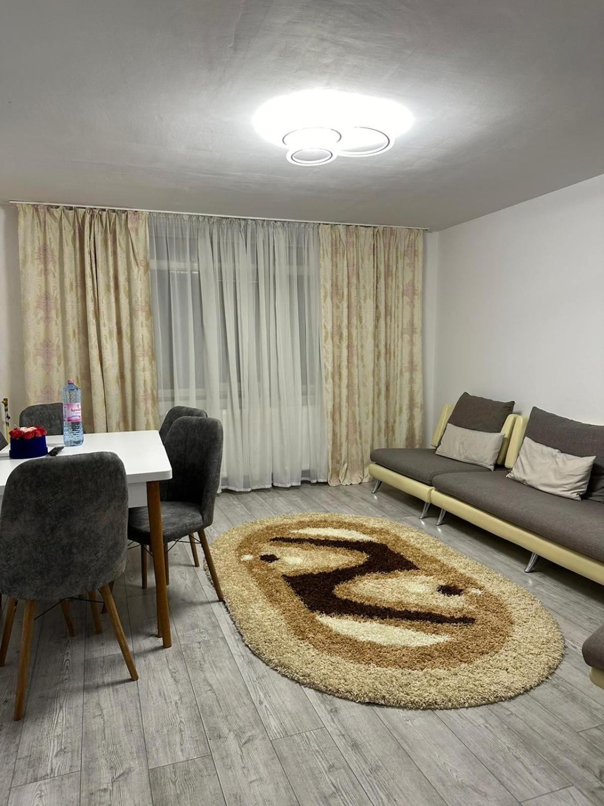 Special Apartment Nadeva Szucsáva Kültér fotó